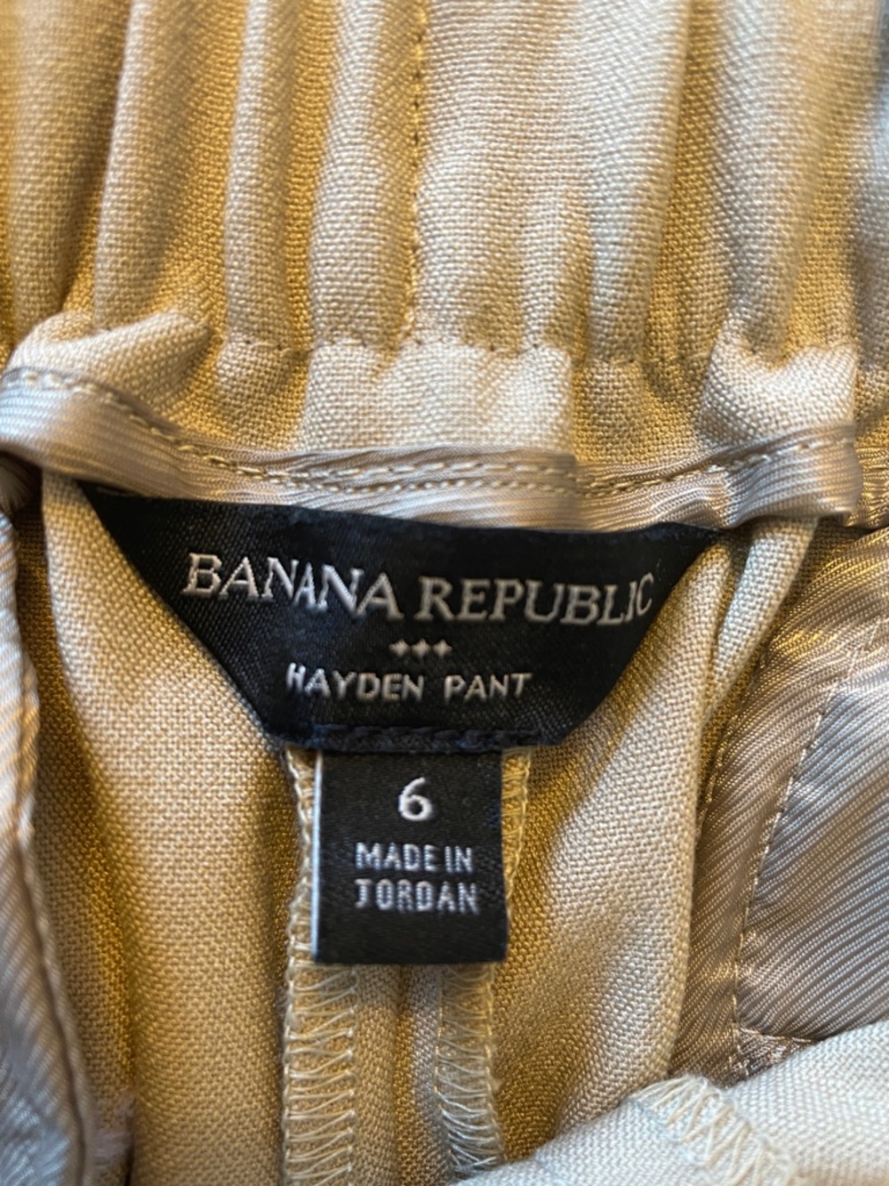Banana Republic Hayden Pants in Light Khaki - Picture 3 of 5